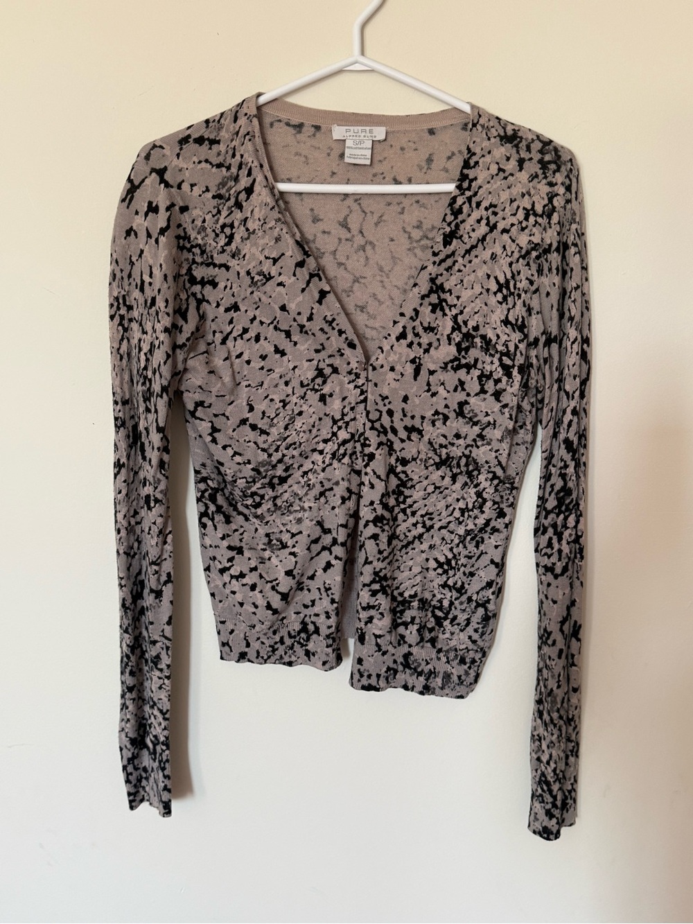 ALFRED SUNG Taupe & Black Abstract Print Cardigan